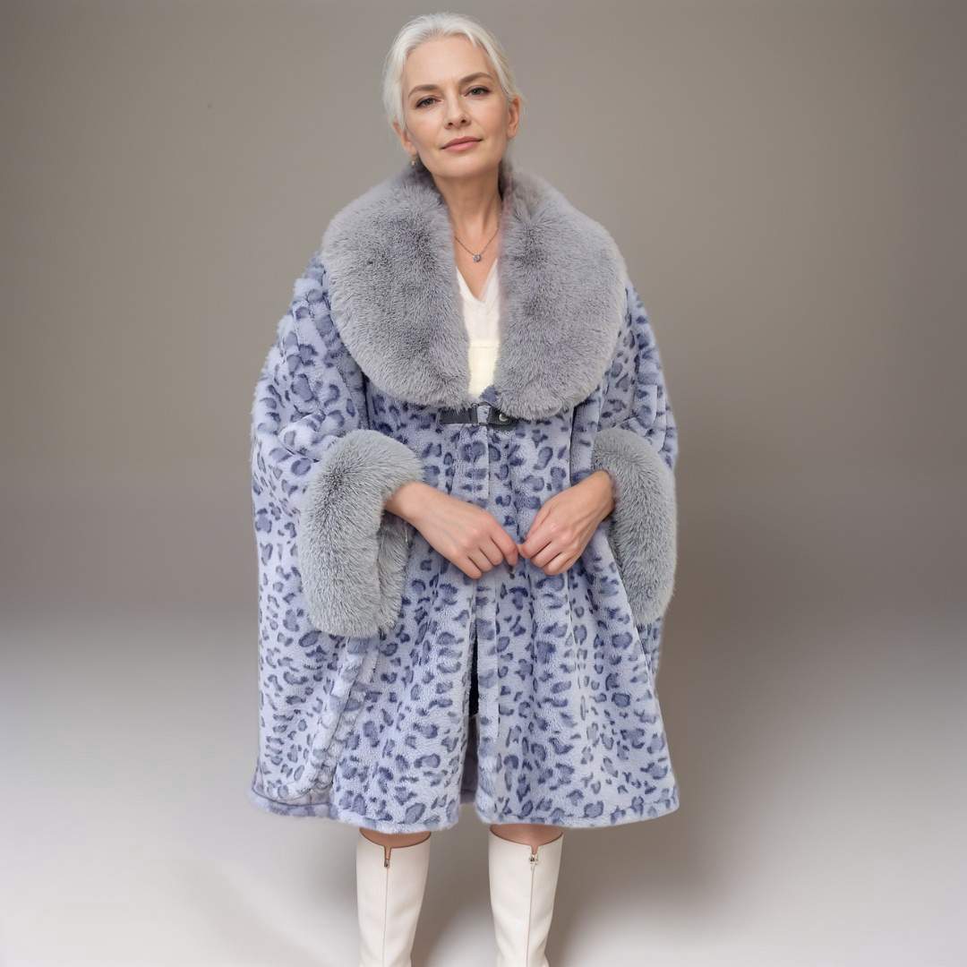 FLORENCE - LUXUEUZE CAPE VAN IMITATIEBONT MET ZACHTE KRAAG